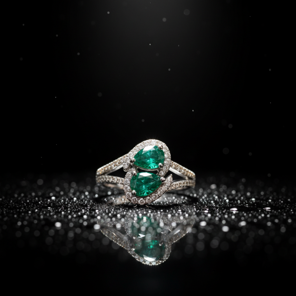 Anillo Jumelles Émeraude con Dos Esmeraldas Naturales Colombianas en Plata Ley 925